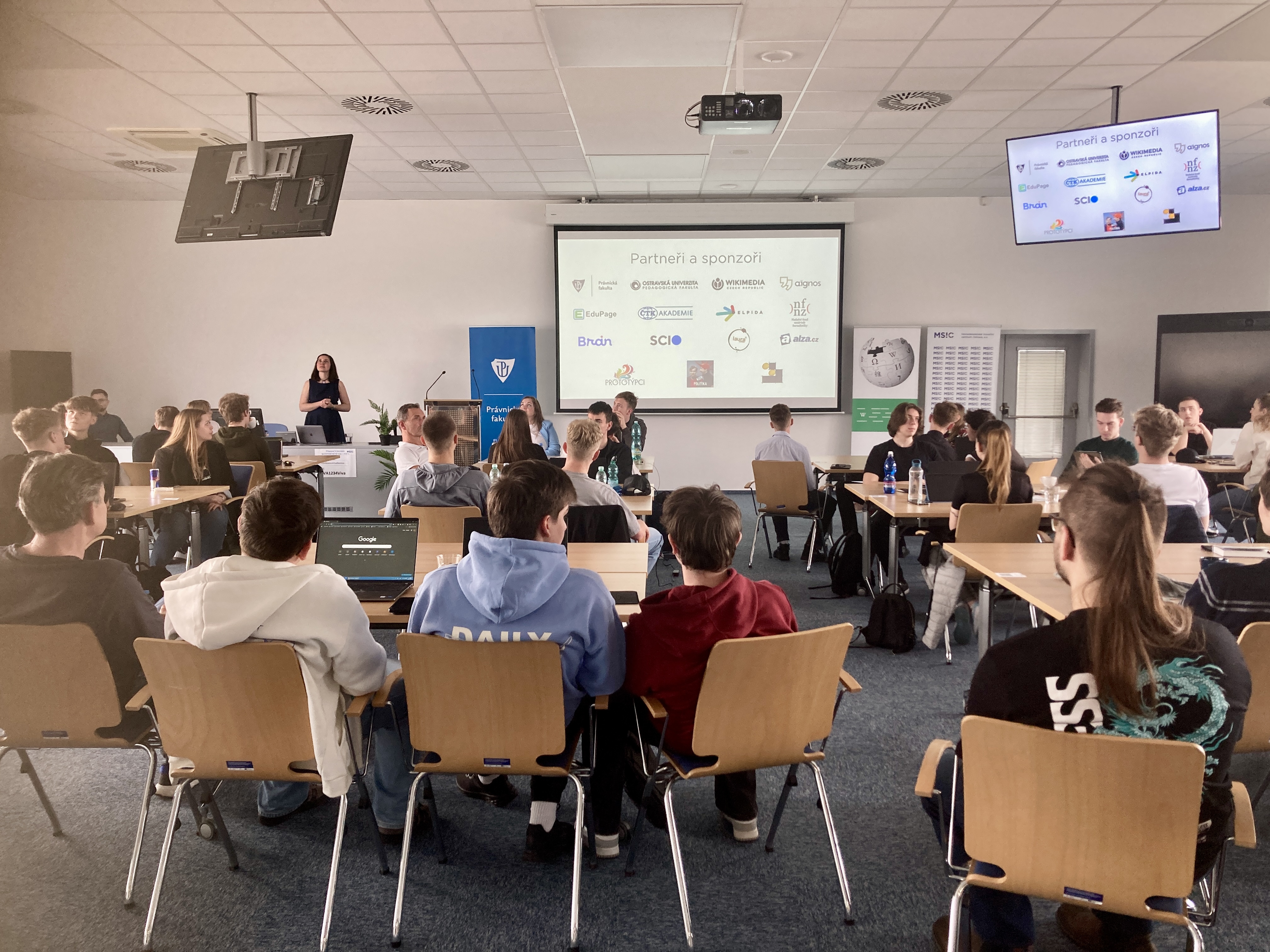 Fotografie z finále 4